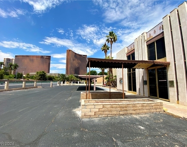 356 E Desert Inn Road - Photo Thumbnail 2