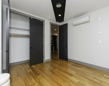 675 Grand St #3C - Photo Thumbnail 6