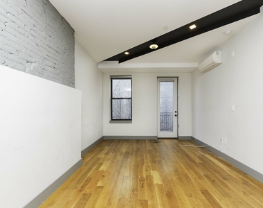 675 Grand St #3C - Photo Thumbnail 3