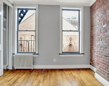 250 Mott Street - Photo Thumbnail 2