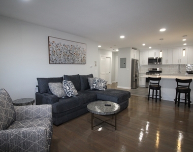 135 Granite Avenue - Photo Thumbnail 3