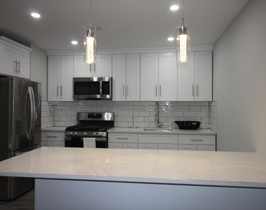 135 Granite Avenue - Photo Thumbnail 2