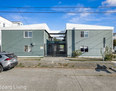 9252 17th Ave Sw - Photo Thumbnail 11