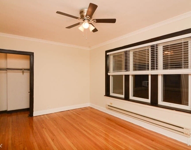 4218 N. Clark, Unit 7 - Photo Thumbnail 11