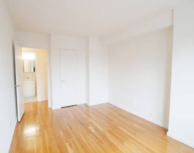245 East 84th Street - Photo Thumbnail 7