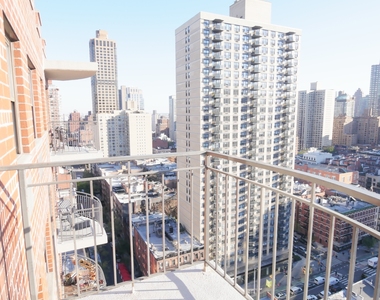 245 East 84th Street - Photo Thumbnail 11
