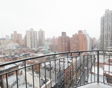 245 East 84th Street - Photo Thumbnail 4