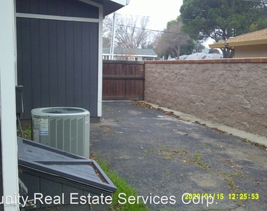 945 Davis Street - Photo Thumbnail 29