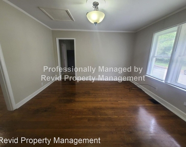 3624 Marion Ave - Photo Thumbnail 5