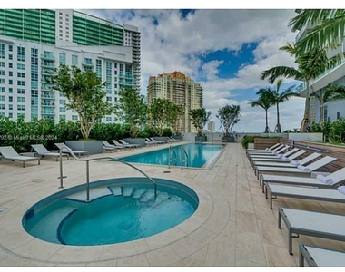 1300 Brickell Bay Dr - Photo Thumbnail 21