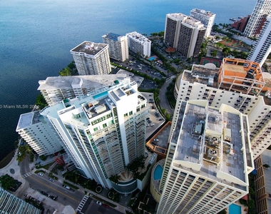 1300 Brickell Bay Dr - Photo Thumbnail 25