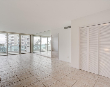 5161 Collins Ave - Photo Thumbnail 8