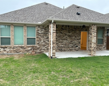 912 Monarch Lane - Photo Thumbnail 22