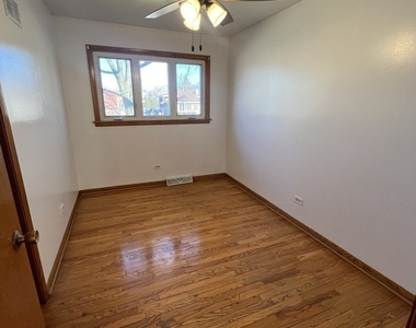 640 W Gladys Avenue - Photo Thumbnail 8