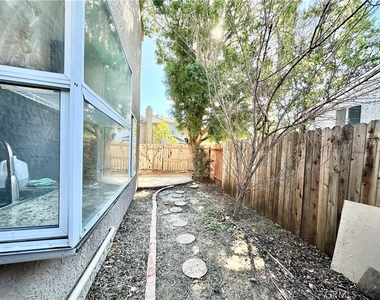 2486 Stow Street - Photo Thumbnail 15