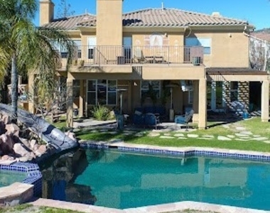 7420 Cliffside Court - Photo Thumbnail 24