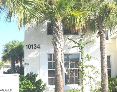 10134 Colonial Country Club Boulevard - Photo Thumbnail 17