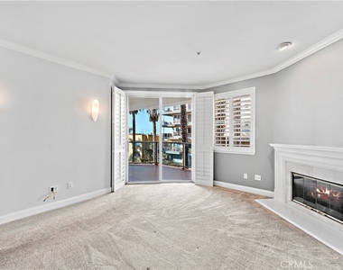 1500 E Ocean Boulevard - Photo Thumbnail 2