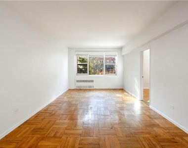 629 Kappock Street - Photo Thumbnail 2