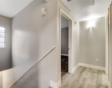 2181 Hussium Hills Street - Photo Thumbnail 19