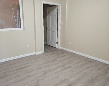 180 S Lehua Street 180 S Lehua St Unit B - Photo Thumbnail 2