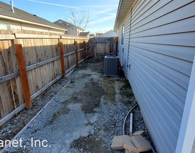 11688 Richmond St - Photo Thumbnail 27