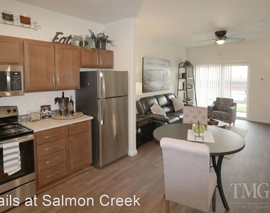 13816 Ne Salmon Creek Ave - Photo Thumbnail 2