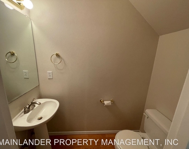 2527 N Halleck - Photo Thumbnail 29