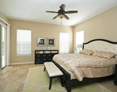 8424 Saint Marino Boulevard - Photo Thumbnail 11