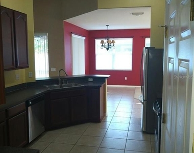 5804 Justicia Loop - Photo Thumbnail 5