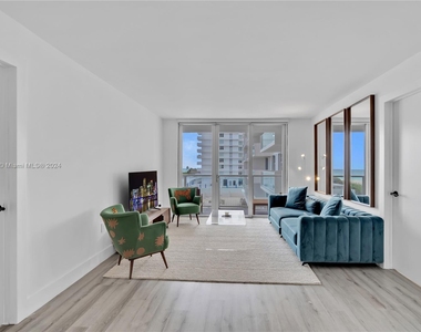 5701 Collins Ave - Photo Thumbnail 8