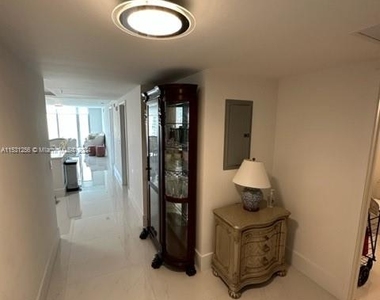 330 Sunny Isles Blvd - Photo Thumbnail 9