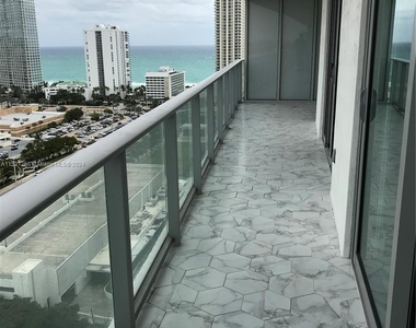 330 Sunny Isles Blvd - Photo Thumbnail 7