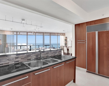 3101 S Ocean Dr - Photo Thumbnail 15