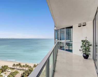 3101 S Ocean Dr - Photo Thumbnail 37