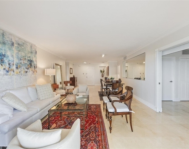 9801 Collins Ave - Photo Thumbnail 2