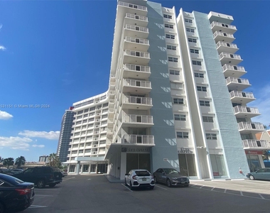 1801 S Ocean Dr - Photo Thumbnail 1