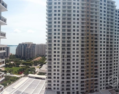 901 Brickell Key Blvd - Photo Thumbnail 13