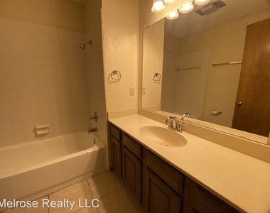 732 Rockridge Circle - Photo Thumbnail 7