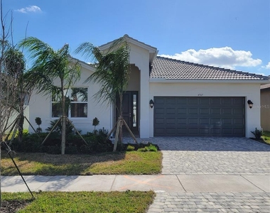 4905 Sienna Isles Avenue - Photo Thumbnail 0