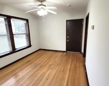 4810 W Armitage Avenue - Photo Thumbnail 2