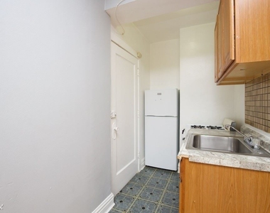 4602 N. Beacon, Unit C-6 - Photo Thumbnail 2