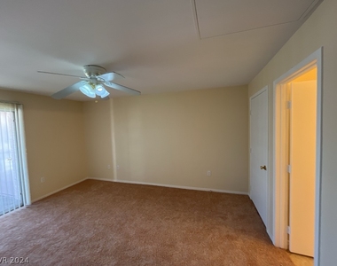 4555 E Sahara Avenue - Photo Thumbnail 15