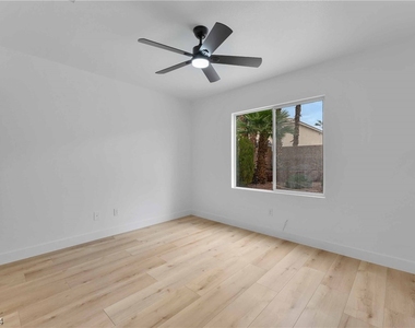 1207 Evening Canyon Avenue - Photo Thumbnail 28