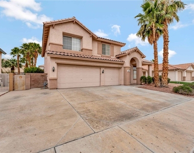 1207 Evening Canyon Avenue - Photo Thumbnail 2