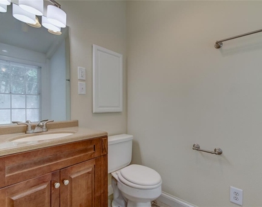 10406 Reclinata Lane - Photo Thumbnail 64