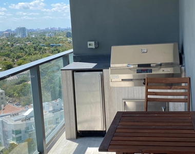 1451 Brickell Ave - Photo Thumbnail 14