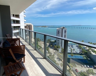 1451 Brickell Ave - Photo Thumbnail 1