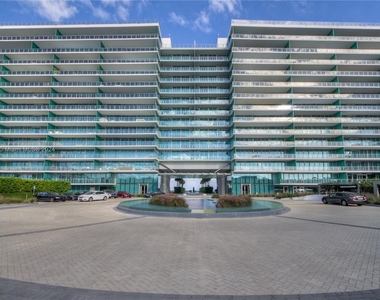 350 Ocean Dr - Photo Thumbnail 23