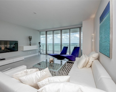 350 Ocean Dr - Photo Thumbnail 8